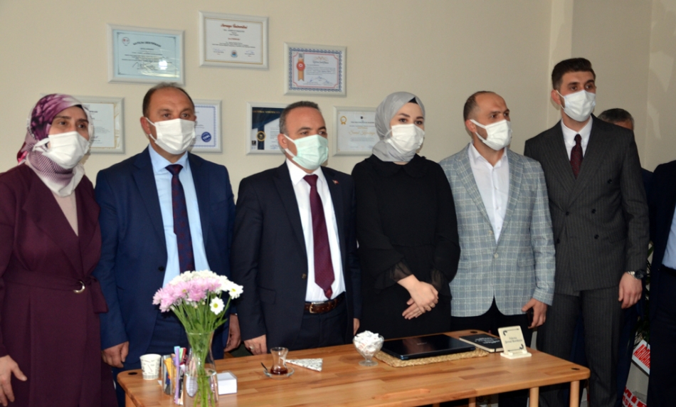 2021/10/1634242703_1634240740_sevval_kurukaya_ardahan_psikolojik_danismanlik_merkezi_-2.jpg