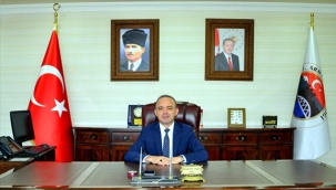 VALİ ÖNER, 8 MART DÜNYA KADINLAR GÜNÜ'NÜ KUTLADI
