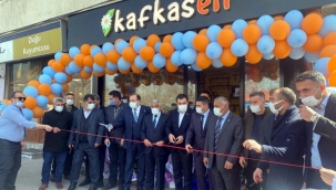 YÖRESEL ÜRÜNLERE KADİR ÖZER VE