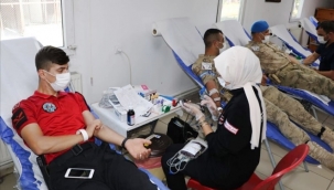 Jandarma'dan kan bağışı
