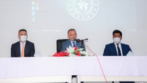 Vali Öner, muhtarlarla toplantıda bir araya geldi