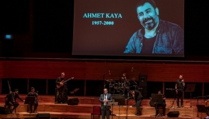 Ahmet Kaya, vefatının 21'inci yıl dönümünde unutulmaz bir konserle anıldı