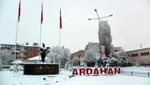 ARDAHAN BEYAZA BÜRÜNDÜ