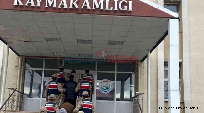 Ardahan'da 27 düzensiz göçmen yakalandı