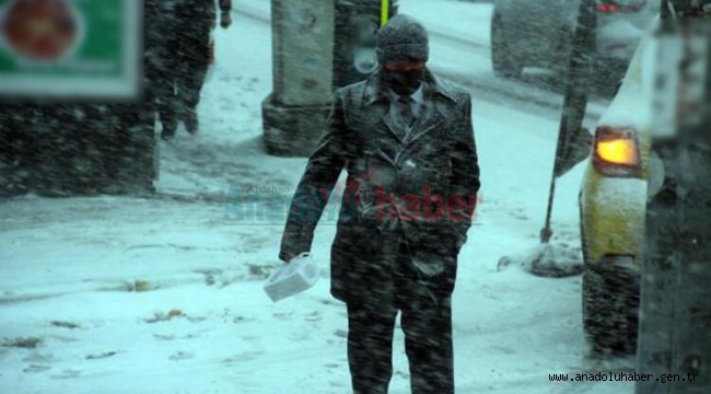KAR GELİYOR!
