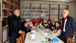 HOÇFED'DEN ÖĞRENCİLERE BURS, KADINLARA İSTİHDAM
