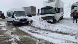 Ağır tonajlı araçlar yolda kaldı