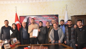Başkan Özer, Mazbatasını Aldı