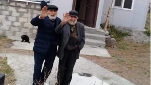 Yaşlı iki kardeşi, soba ayırdı!