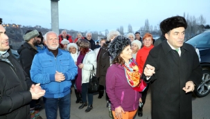 İZMİRLİ TURİZMCİLERDEN ARDAHAN'A SÜRPRİZ ZİYARET