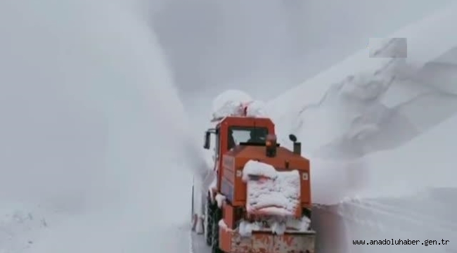 Şavşat Ardahan karayolu kontrollü olarak trafiğe açıldı