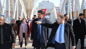 AK PARTİ SAHADA YÜRÜDÜ, İLDE TOPLANDI..