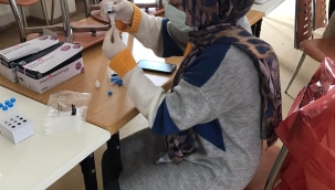 Ardahan Engelsiz Yaşam Merkezinde covid-19 hızlı antijen testi yapıldı