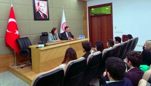 CAHİT ULGAR, ÜNİVERSİTE ÖĞRENCİLERİNE DERS VERDİ