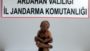 ARDAHAN'DA ÇOCUK FİGÜRLÜ HEYKEL ELE GEÇİRİLDİ