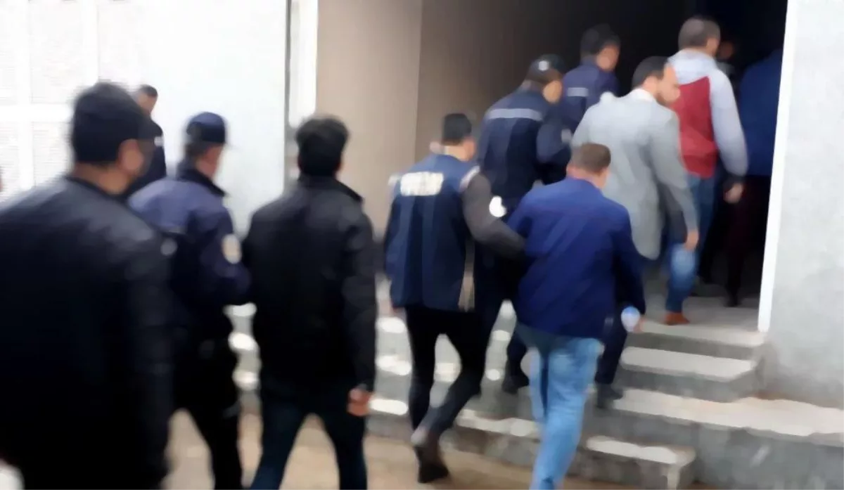 Ardahan merkezli 8 ilde 'ehliyet sınavı' operasyonu: 24 gözaltı