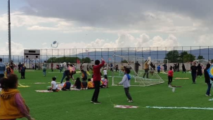 Çevre Haftası'nda uçurtmalar gökyüzünü süsledi