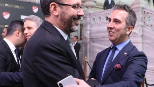 HEM YÜKSEK İLETİŞİMCİ HEM FUTBOL YÖNETİCİĞİ