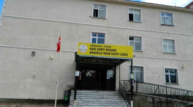 İMAM HATİP ÇOK, ÖĞRENCİ YOK