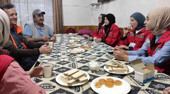 Damla Projesi gönüllüleri Posof'ta