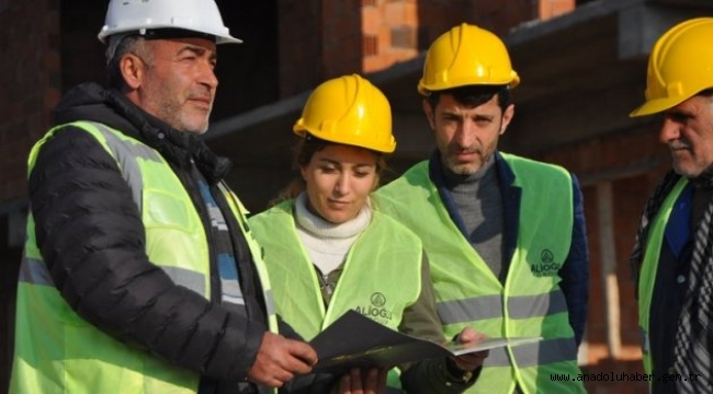 Esnaf, Sanayici Çalışacak İşçi Devletse Müteahhit Bulamıyor!