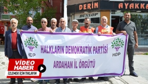 Tek ses oldu ve