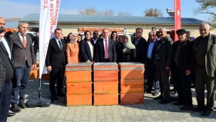 Ardahanlı çiftçilere sertifikalı tohum ve arılı kovan!