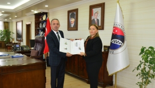 Vali Öner'e PTT'den anlamlı ziyaret