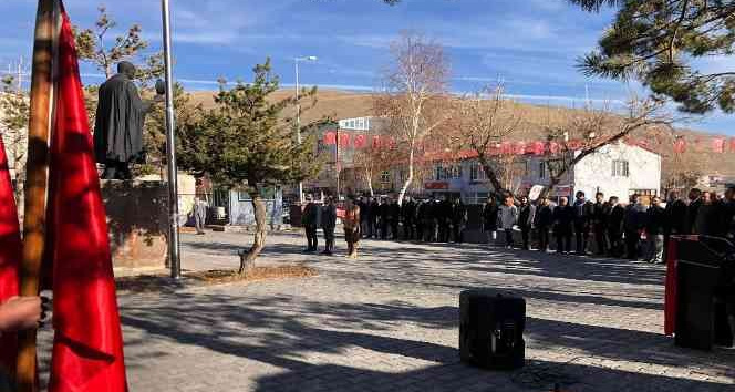 Çıldır'da Öğretmenler Günü Kutlandı
