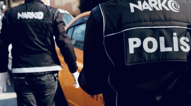 NARKOTİK POLİSLERİNDEN UYUŞTURUCU OPERASYONU: 10 GÖZALTI