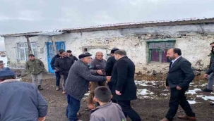 AK Parti Ardahan'da sahaya indi