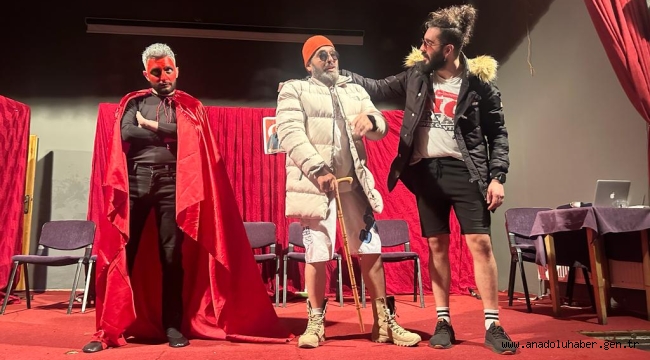 ARDAHAN'DA SMA HASTASI BEBEK İÇİN TİYATRO GÖSTERİMİ DÜZENLENDİ