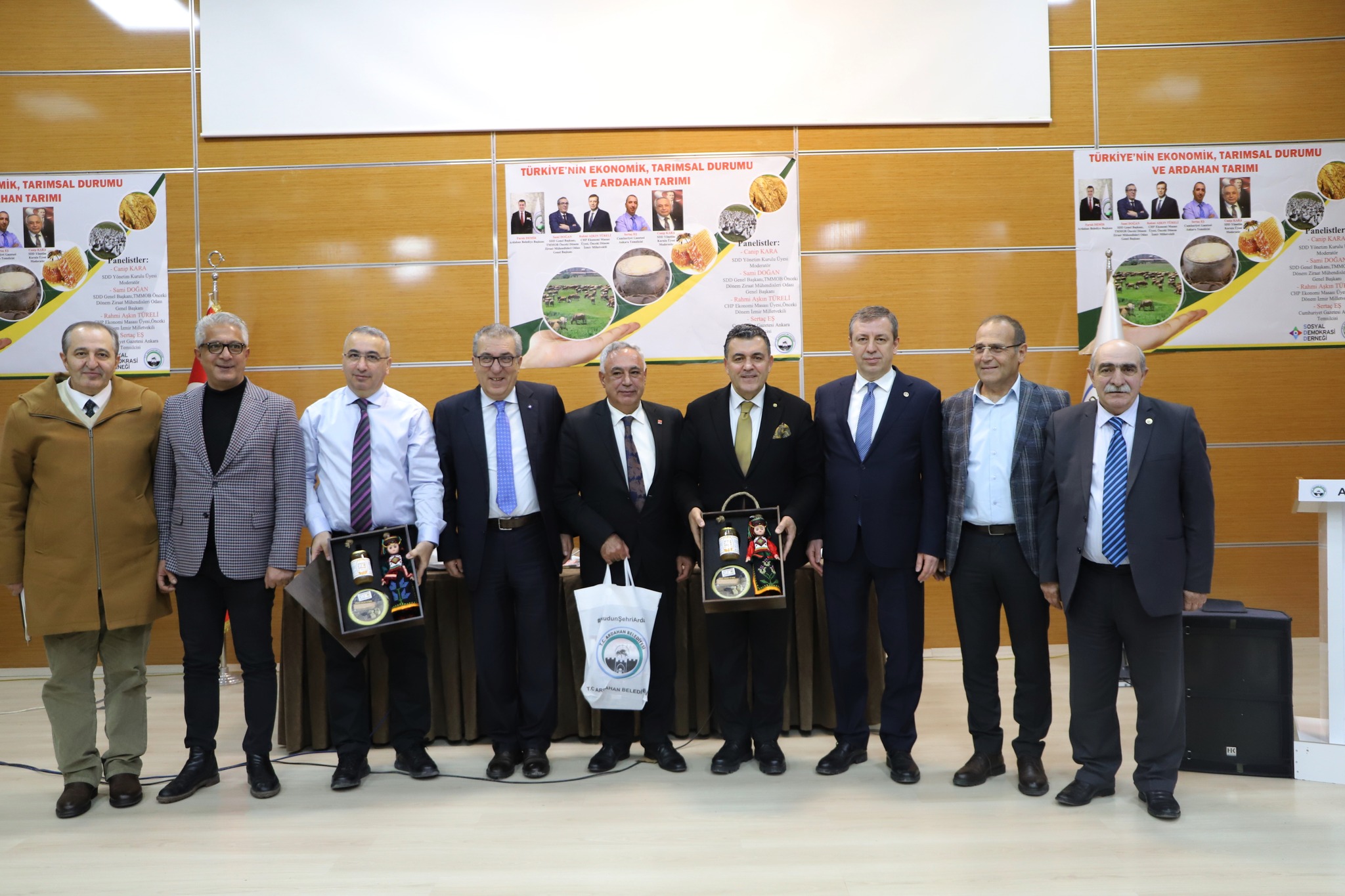 ARDAHAN TARIMI İÇİN PANEL DÜZENLENDİ