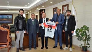 Bağdeşenspor'dan Vali Öner'e ziyaret