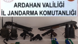 JASAT DEDEKTİFLERİ, BAKIN O EVDE NELER BULDU?