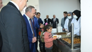 “Beş Milyon Öğrenciye Bir Öğün Ücretsiz Yemek Projesi”