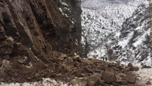 DEPREM GİBİ 2 HEYELAN KORKUTTU!