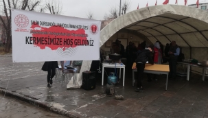 ARDAHAN SALİM DURSUNOĞLU ANADOLU İMAM HATİP LİSESİNDEN DEPREMZEDELERE YARDIM ELİ