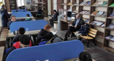 Ardahan'da Kütüphane Haftasında okuma etkinliği düzenlendi