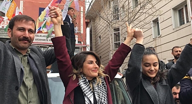 Başak Demirtaş'a Ardahan'da yoğun ilgi