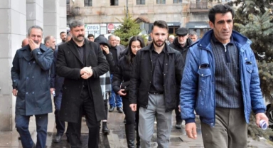 YEŞİL SOL PARTİ'DE YÜZLER GÜLÜYOR