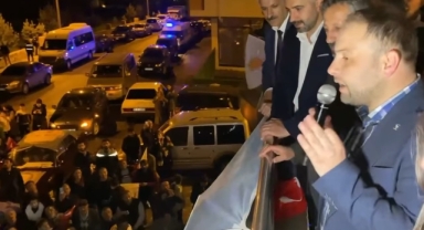 Ardahan'da seçim kutlamaları