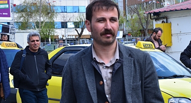 Özgür Tanış;