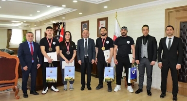 SPORCULAR AVRUPA YOLUNDA