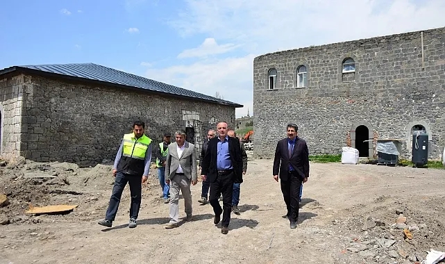 Vali Öner, Millet Bahçesi inşaatını denetledi