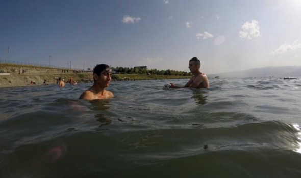 BAYARAMI ÇILDIR DENİZİN DE KUTLADILAR