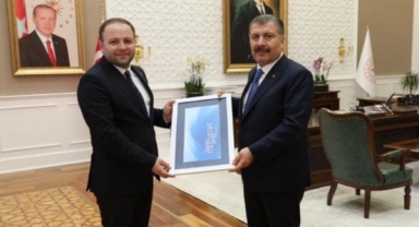Milletvekili Koç, Bakan Fahrettin Koca'yı ziyaret etti