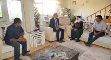 Vali Çiçek’in ilk ziyareti şehit ailesi