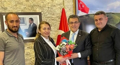 Ahiler, Ardahan Belediyesini ziyaret etti