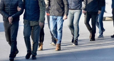 Çıldır-Aktaş Gümrük Kapısı'nda aranan 4 zanlı yakalandı